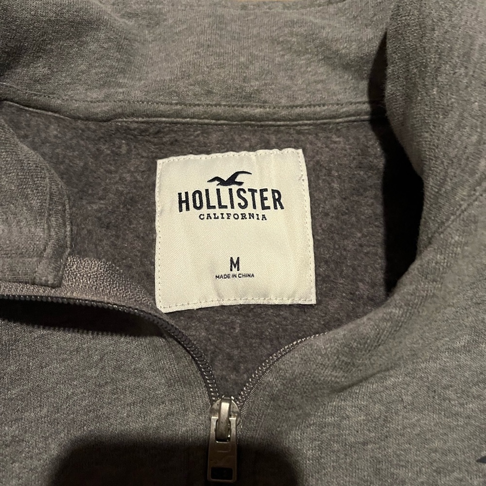Hollister oversized crop top crew neck